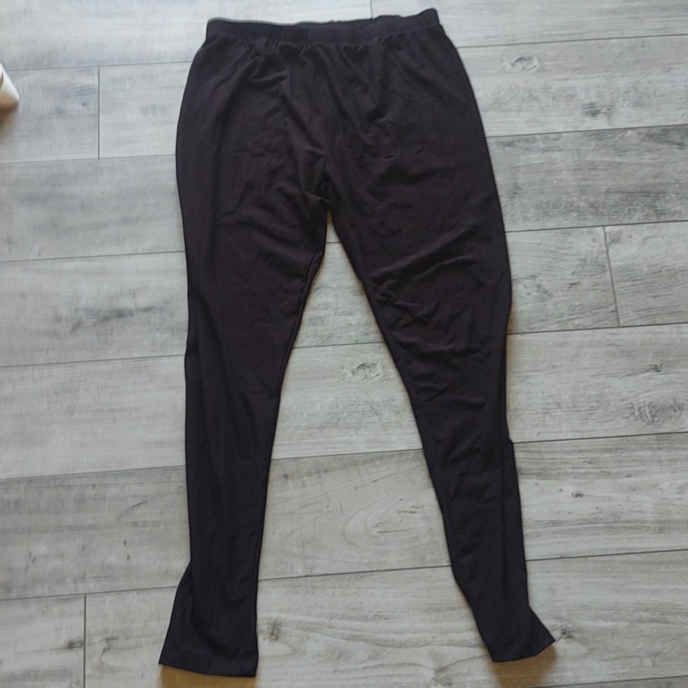 No Boundaries butter soft leggins